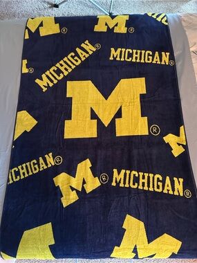 Michigan Wolverines Block M 38x72 Beach Towel- Navy & Maize